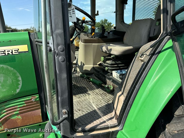 image for item DL0432 2004 John Deere 6415 tractor