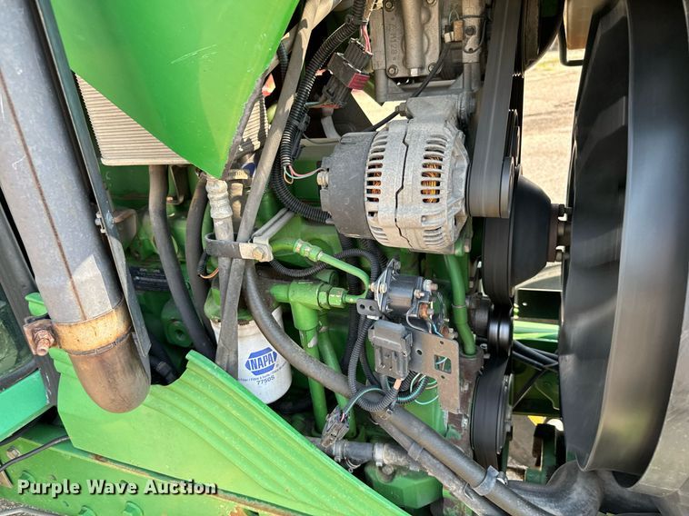 image for item DL0432 2004 John Deere 6415 tractor