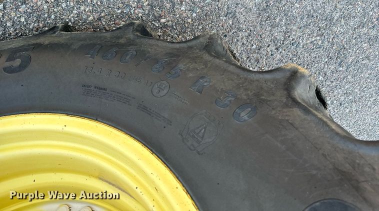 image for item DL0432 2004 John Deere 6415 tractor