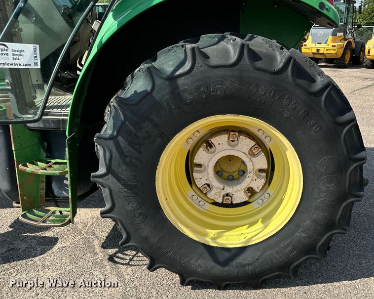 image for item DL0432 2004 John Deere 6415 tractor