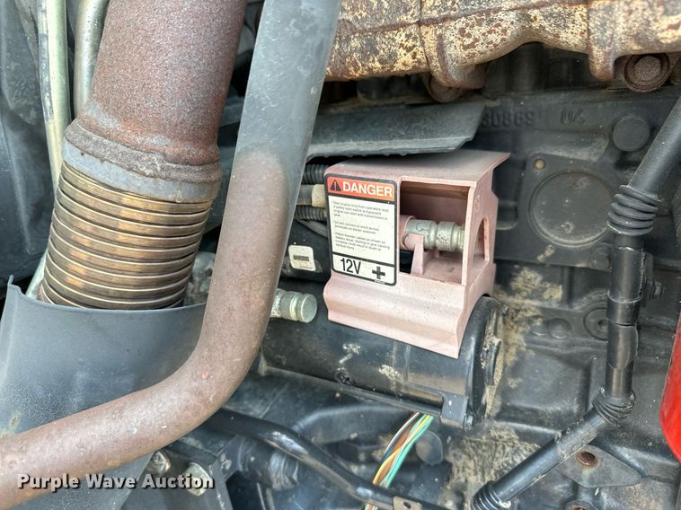 image for item DL0433 2009 New Holland T6020 tractor