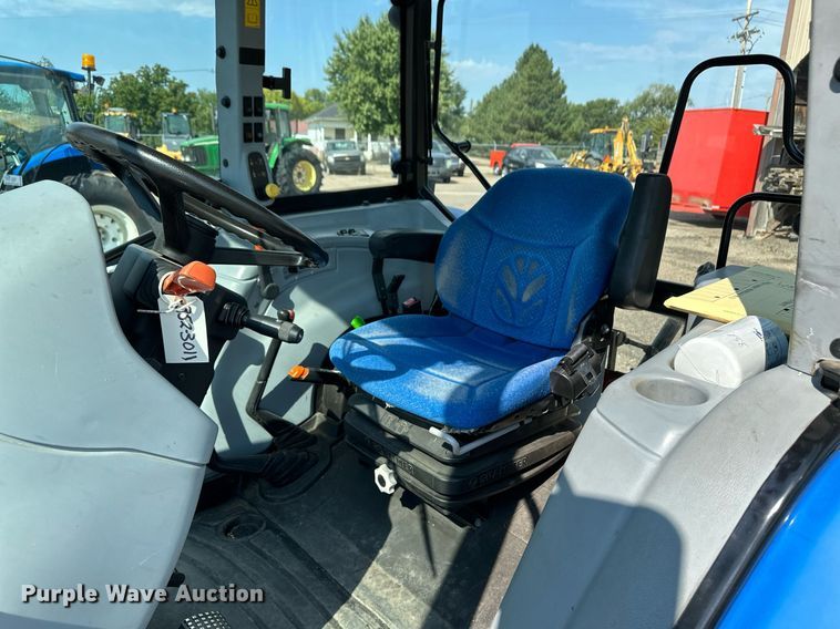 image for item DL0434 2011 New Holland T5070 MFWD tractor