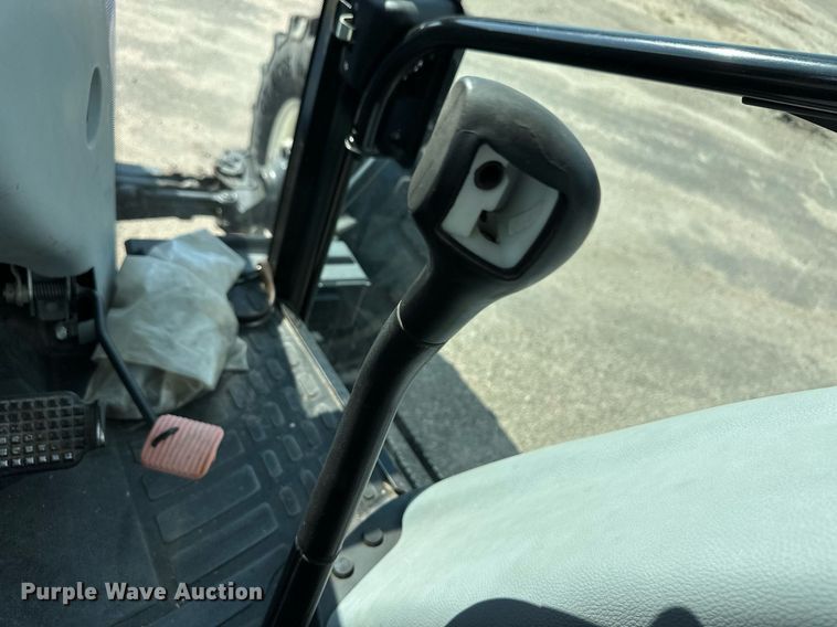 image for item DL0434 2011 New Holland T5070 MFWD tractor