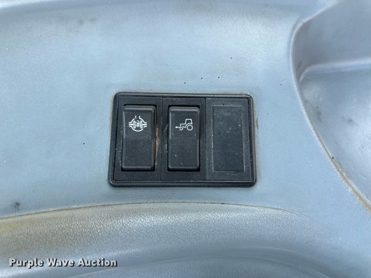 image for item DL0434 2011 New Holland T5070 MFWD tractor