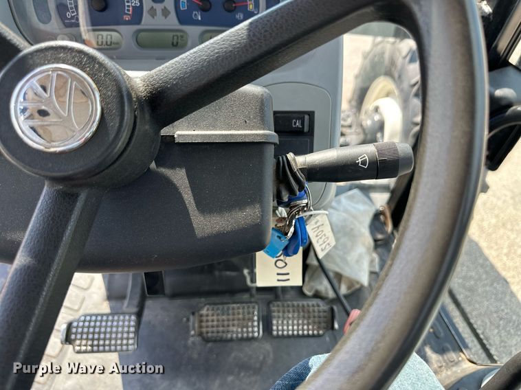 image for item DL0434 2011 New Holland T5070 MFWD tractor