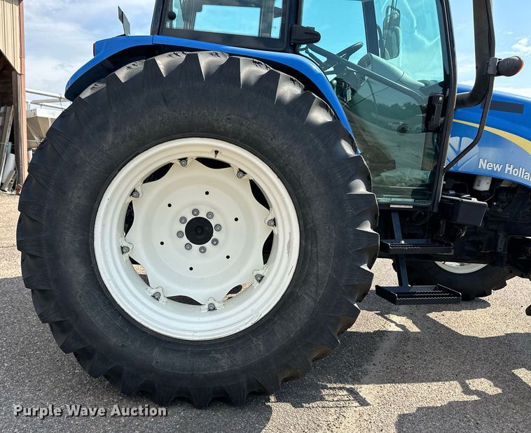 image for item DL0434 2011 New Holland T5070 MFWD tractor