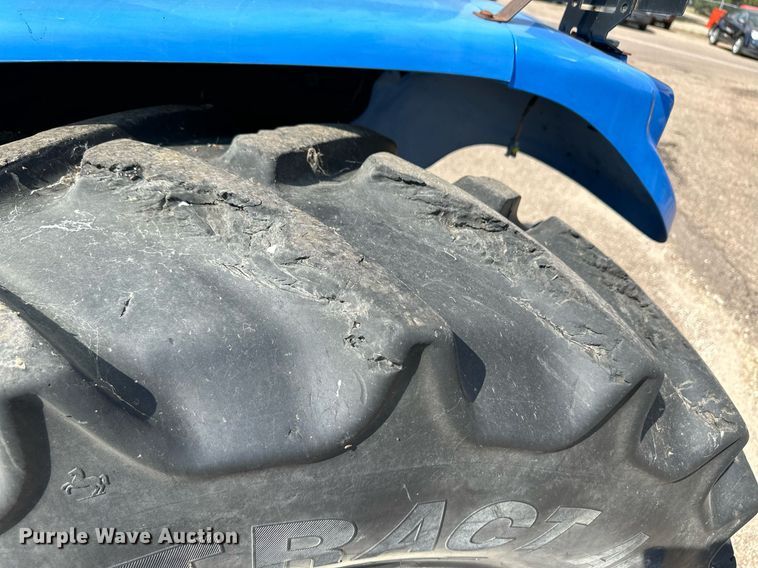 image for item DL0434 2011 New Holland T5070 MFWD tractor