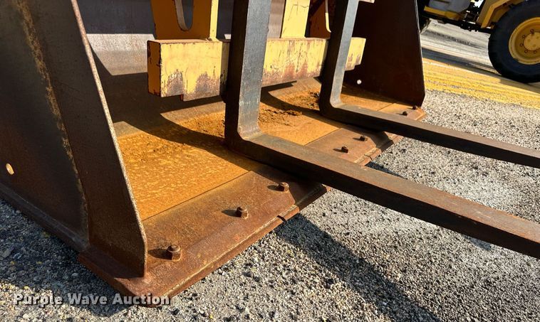 image for item DL0436 2009 John Deere 244J wheel loader