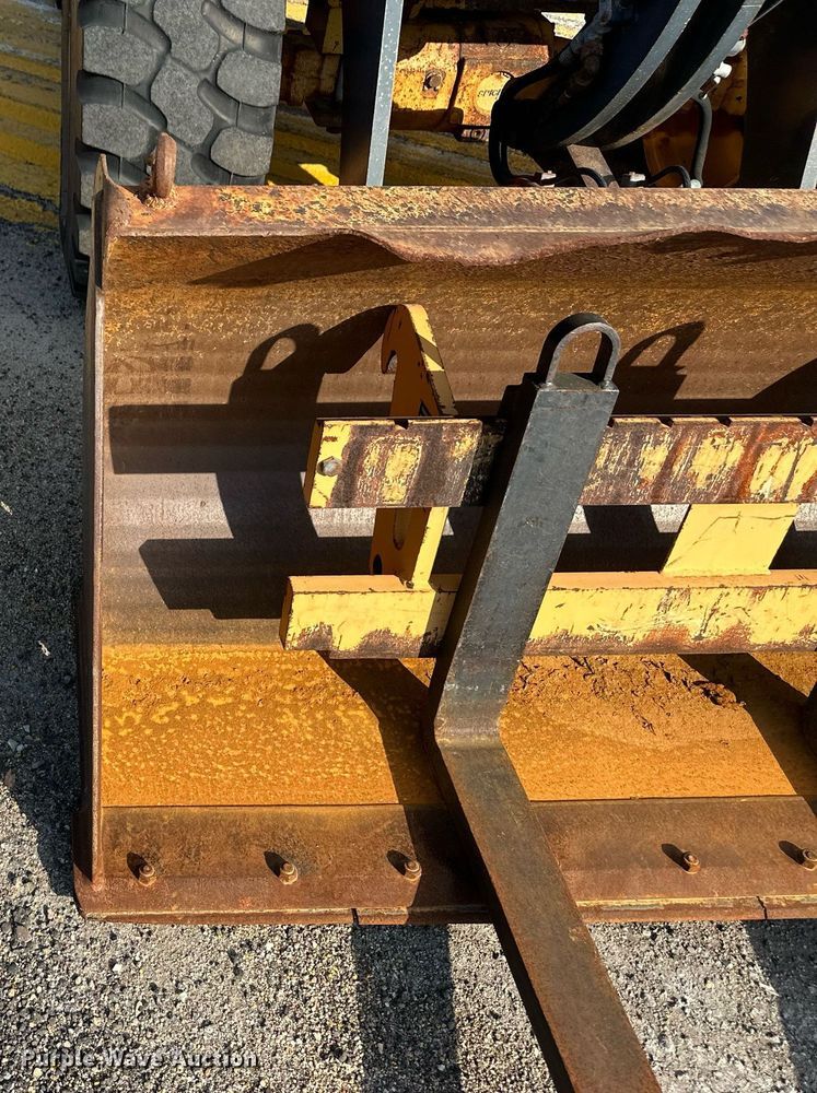 image for item DL0436 2009 John Deere 244J wheel loader