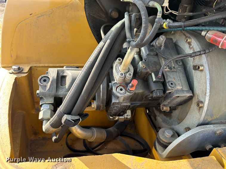 image for item DL0436 2009 John Deere 244J wheel loader