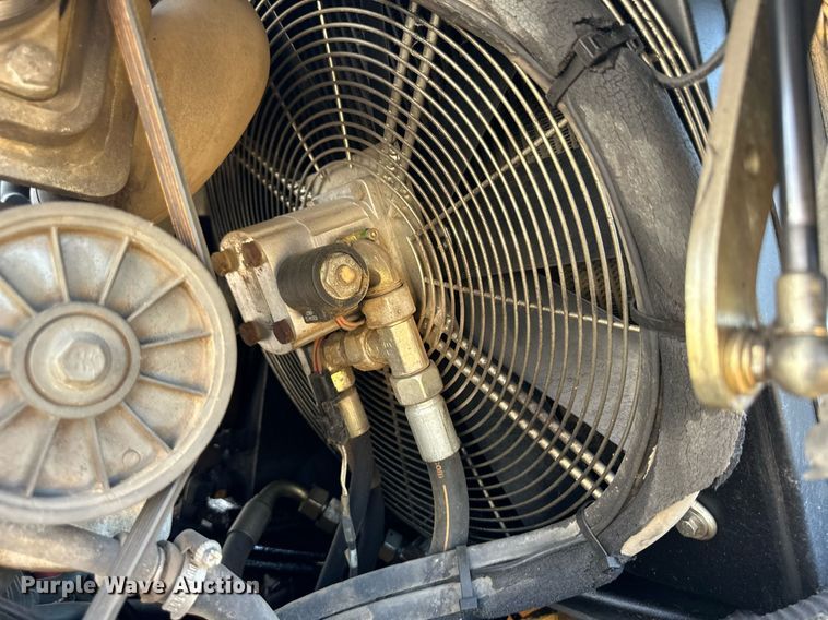 image for item DL0436 2009 John Deere 244J wheel loader