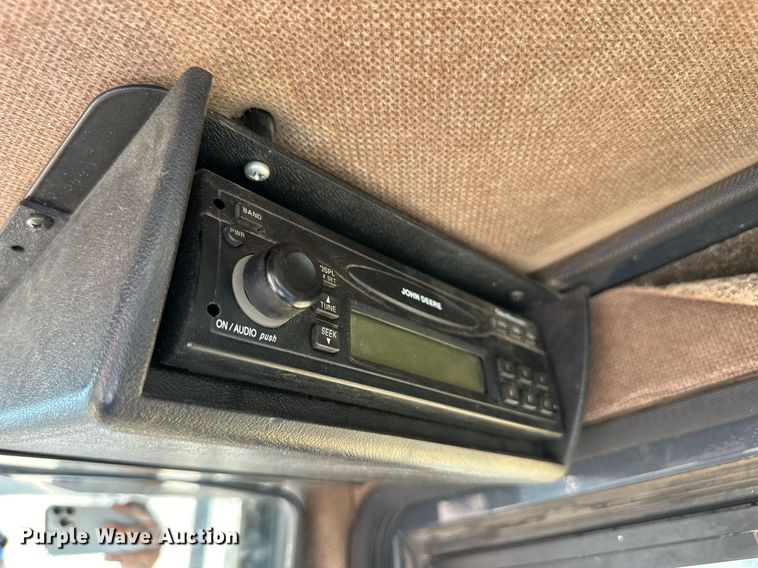 image for item DL0437 2003 John Deere 304H wheel loader