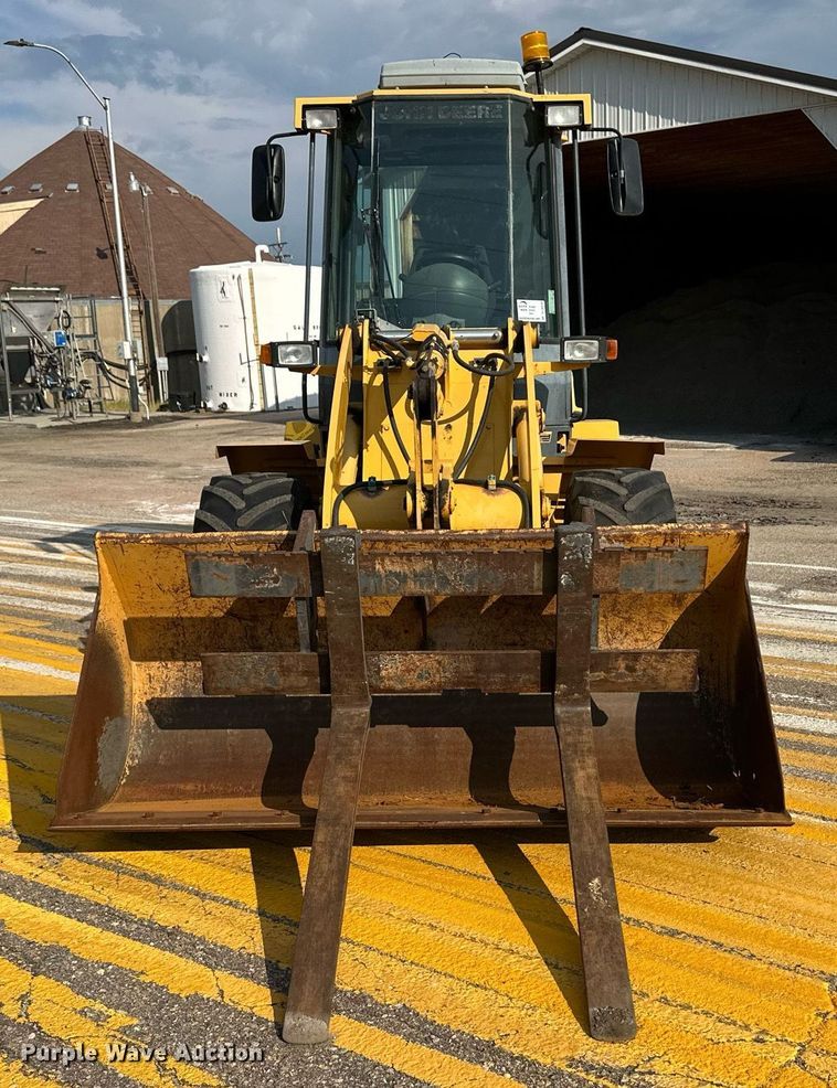 image for item DL0438 2003 John Deere 304H wheel loader