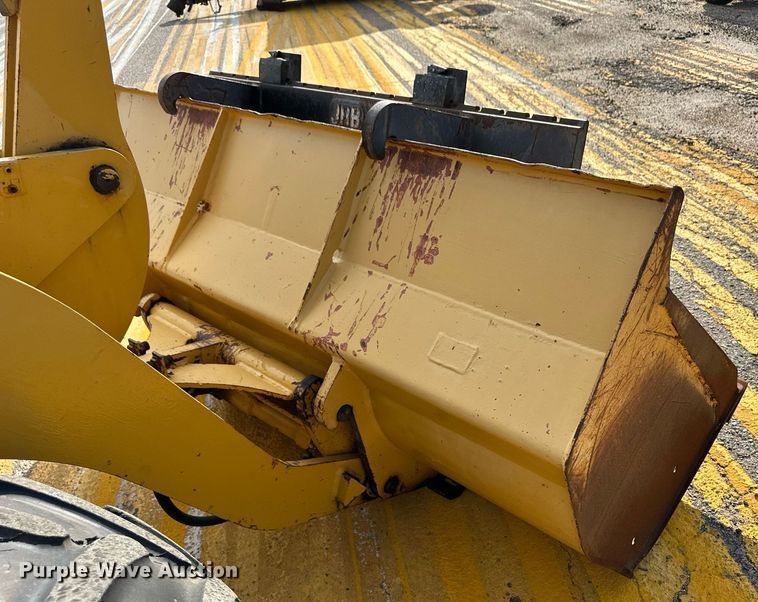 image for item DL0438 2003 John Deere 304H wheel loader