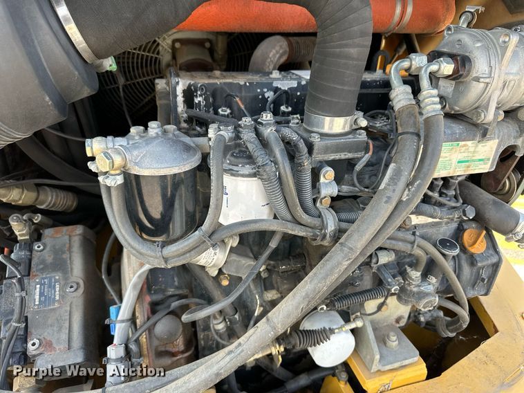 image for item DL0438 2003 John Deere 304H wheel loader