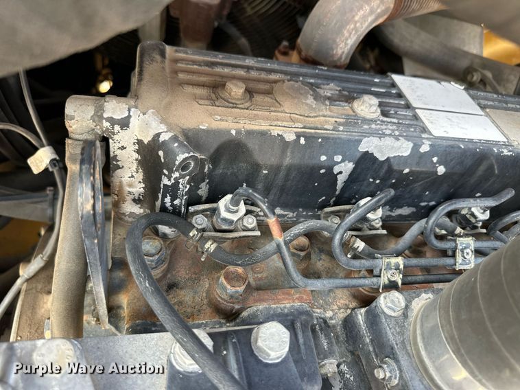 image for item DL0438 2003 John Deere 304H wheel loader