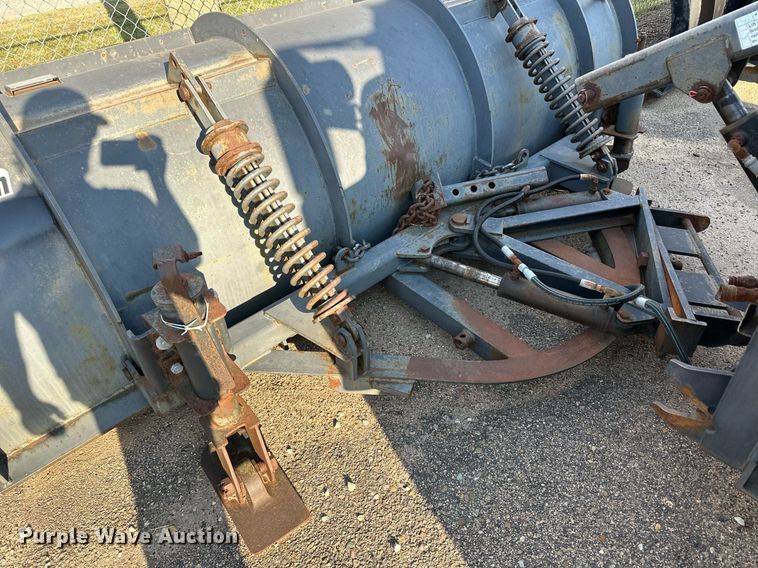 image for item DL0440 2005 International 7400 dump truck