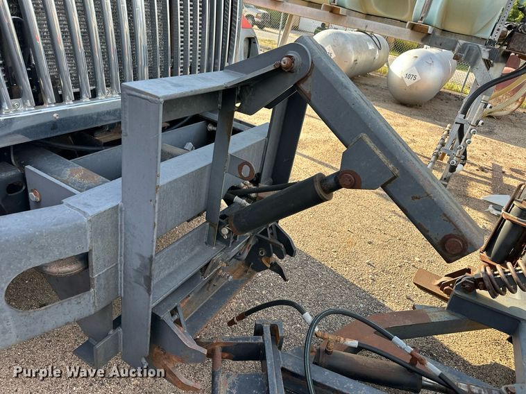 image for item DL0440 2005 International 7400 dump truck