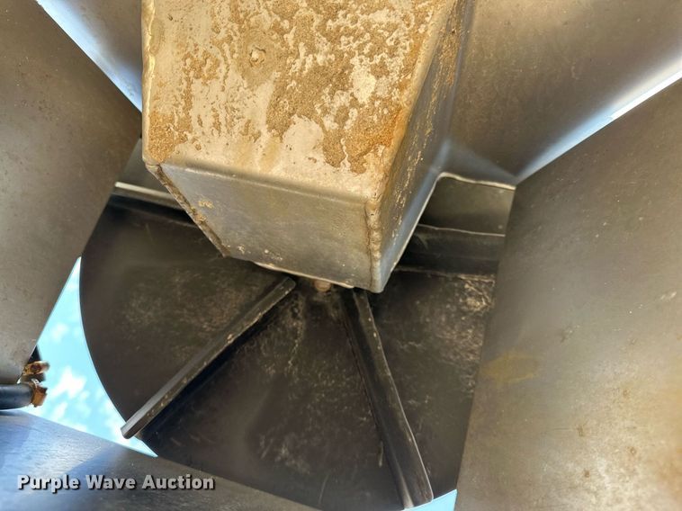 image for item DL0440 2005 International 7400 dump truck