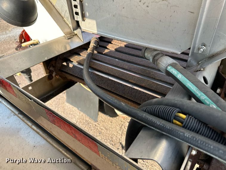 image for item DL0440 2005 International 7400 dump truck