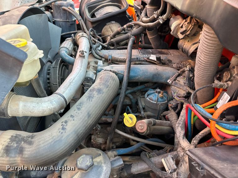 image for item DL0440 2005 International 7400 dump truck