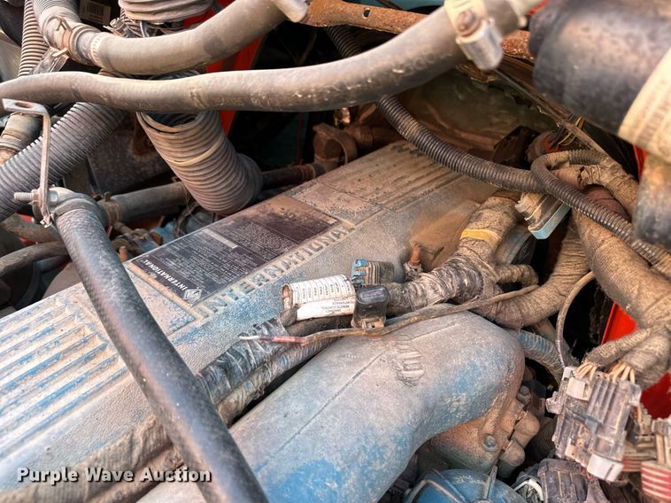 image for item DL0440 2005 International 7400 dump truck