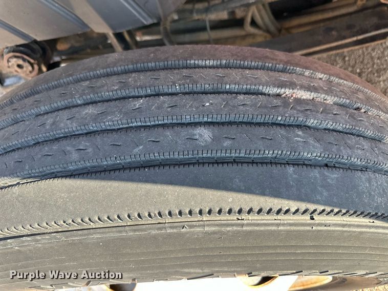 image for item DL0440 2005 International 7400 dump truck