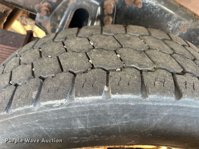 image for item DL0440 2005 International 7400 dump truck