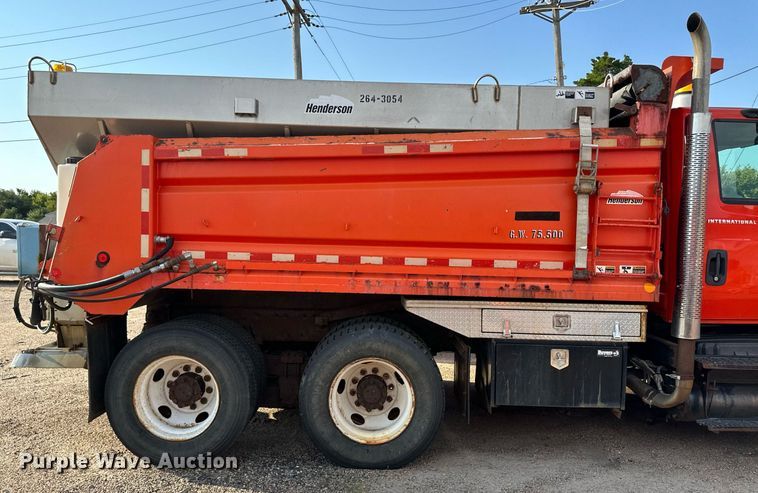 image for item DL0441 2005 International 7400 dump truck