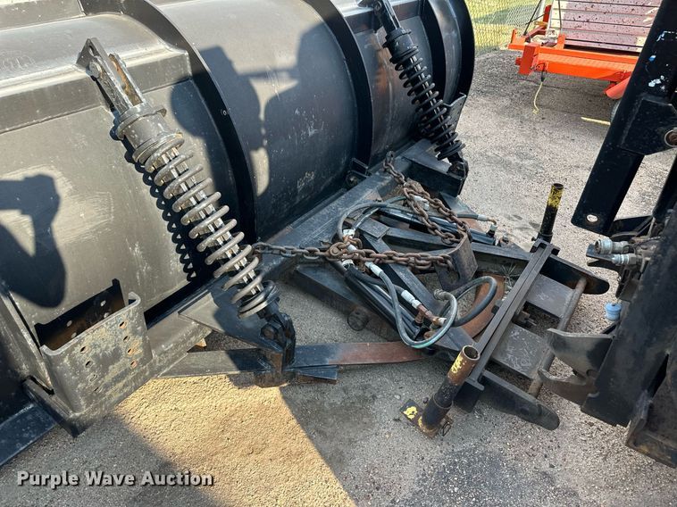 image for item DL0441 2005 International 7400 dump truck