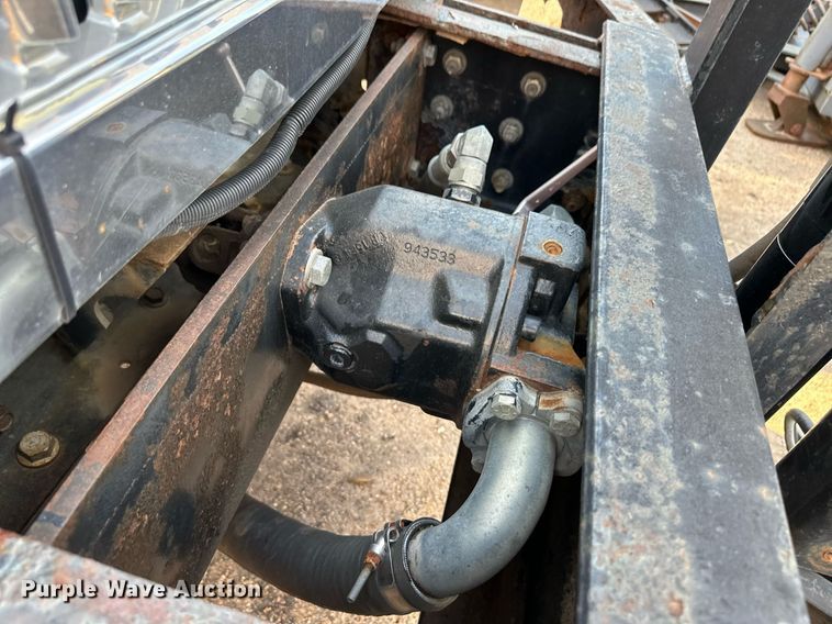 image for item DL0441 2005 International 7400 dump truck