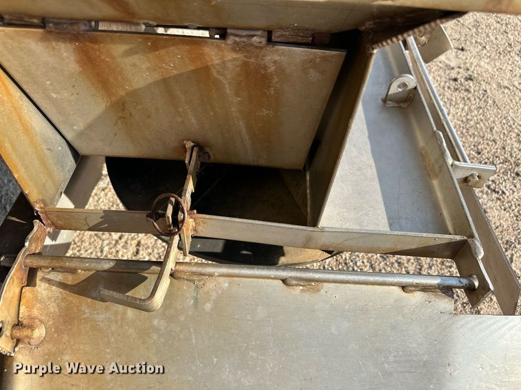 image for item DL0441 2005 International 7400 dump truck