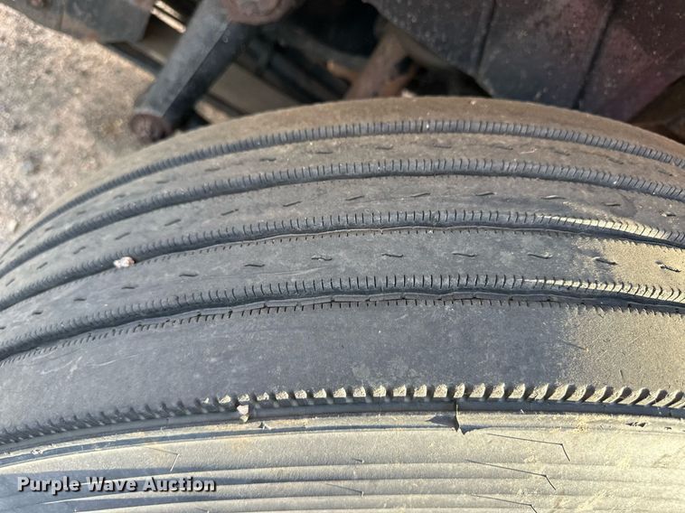 image for item DL0441 2005 International 7400 dump truck