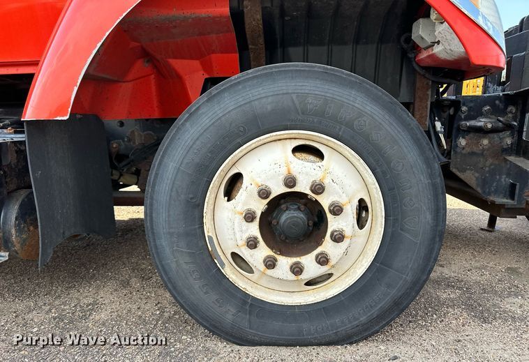 image for item DL0442 2005 International 7400 dump truck