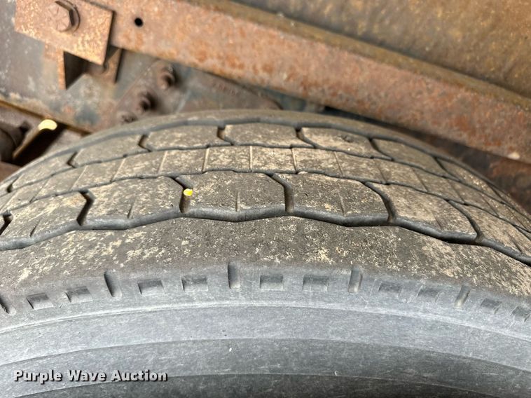 image for item DL0442 2005 International 7400 dump truck