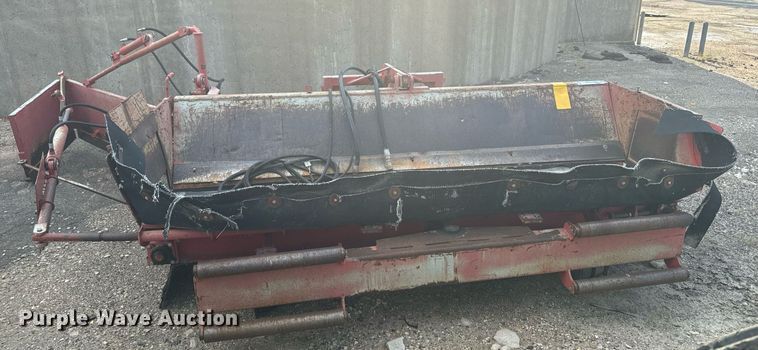 image for item DL0445 2006 HTC 2000 shouldering machine