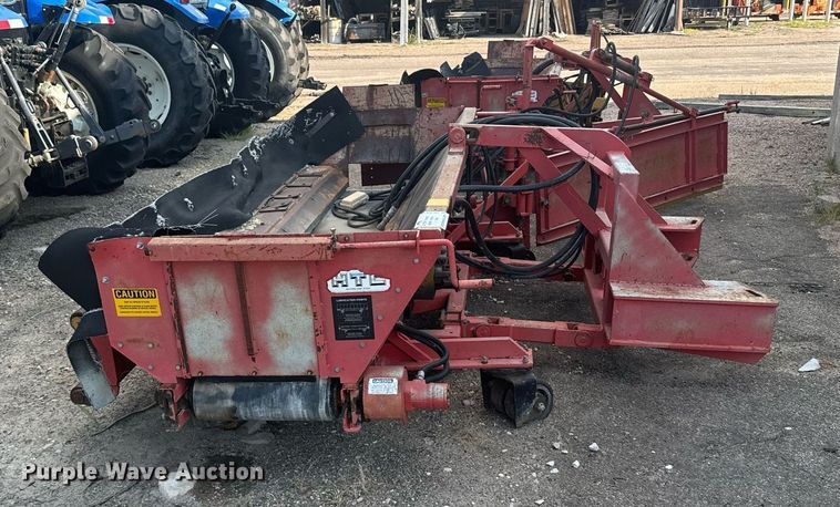 image for item DL0445 2006 HTC 2000 shouldering machine