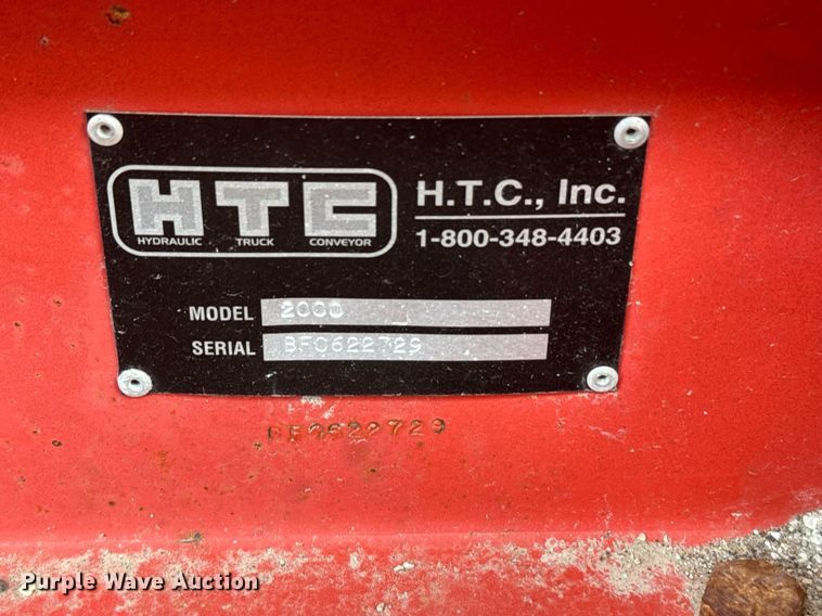 image for item DL0445 2006 HTC 2000 shouldering machine