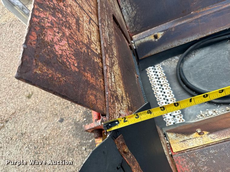 image for item DL0446 2006 Halco 2000 shouldering machine