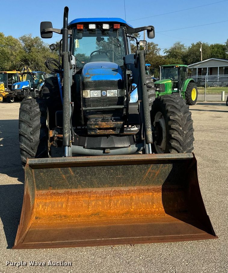 image for item DO1669 2006 New Holland TM120 MFWD tractor