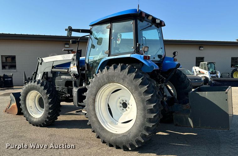 image for item DO1669 2006 New Holland TM120 MFWD tractor