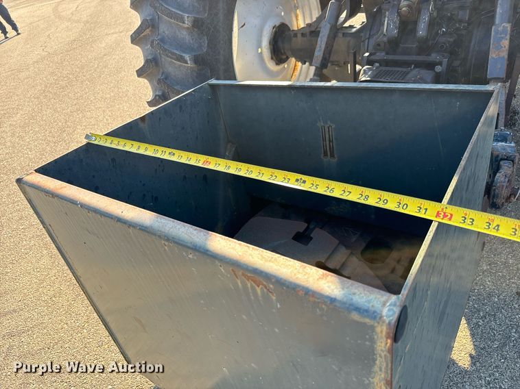 image for item DO1669 2006 New Holland TM120 MFWD tractor