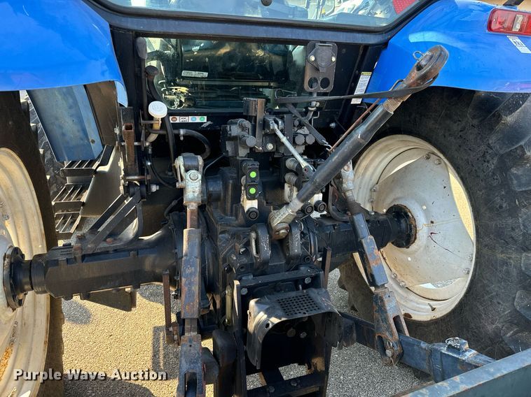 image for item DO1669 2006 New Holland TM120 MFWD tractor