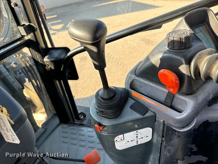 image for item DO1669 2006 New Holland TM120 MFWD tractor