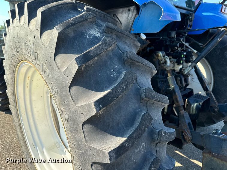 image for item DO1669 2006 New Holland TM120 MFWD tractor