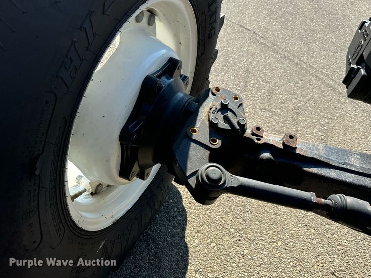 image for item DO1671 2011 New Holland T-5070 MFWD tractor