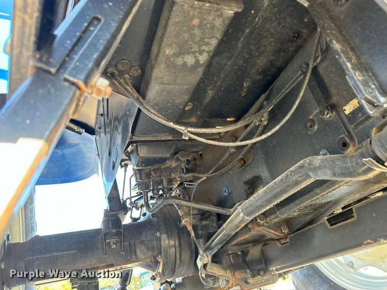 image for item DO1671 2011 New Holland T-5070 MFWD tractor