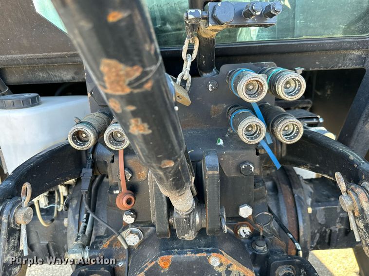 image for item DO1671 2011 New Holland T-5070 MFWD tractor