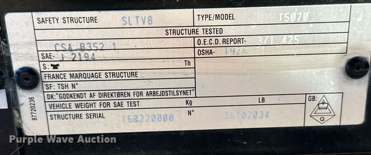 image for item DO1671 2011 New Holland T-5070 MFWD tractor