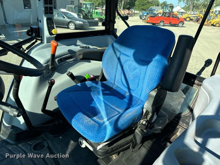 image for item DO1671 2011 New Holland T-5070 MFWD tractor